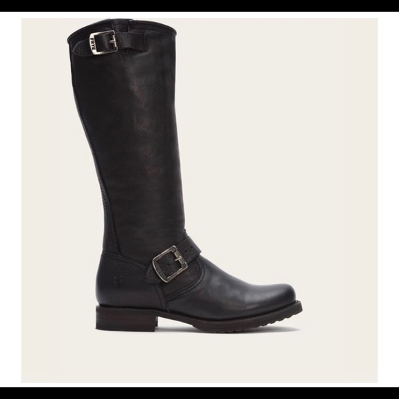 Frye sz 6 Veronica slouch distressed black boot🌹 - Picture 5 of 6